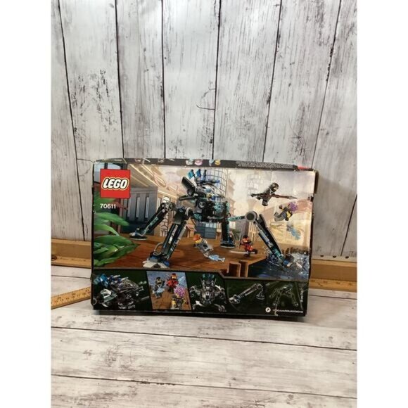 Lego Ninjago Movie Water Strider 494 Pcs Building Toys 70611 Ages 8-14 New NWT